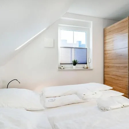 With 2 Bedrooms بيت للعطل غريتسيل